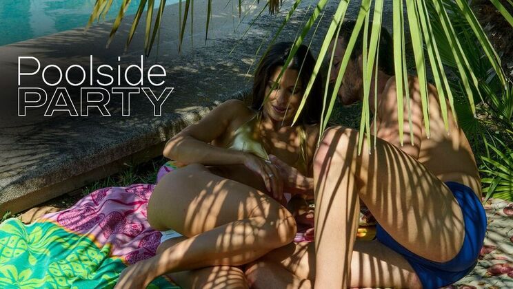 [JoyBear] - Outdoor Romance