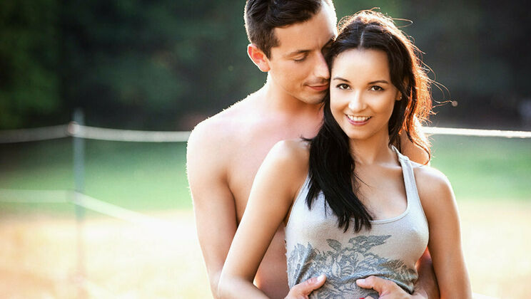 Hot Brazilian Couple Gets Down