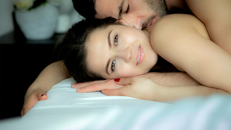 [SexArt] - Wet and Wild with Brunette Beauty Serina Gomez