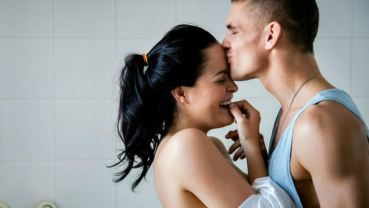 [SexArt] - Dolly Diore's Striptease and Sex Adventure - Dolly Diore - Maxmilian Dior