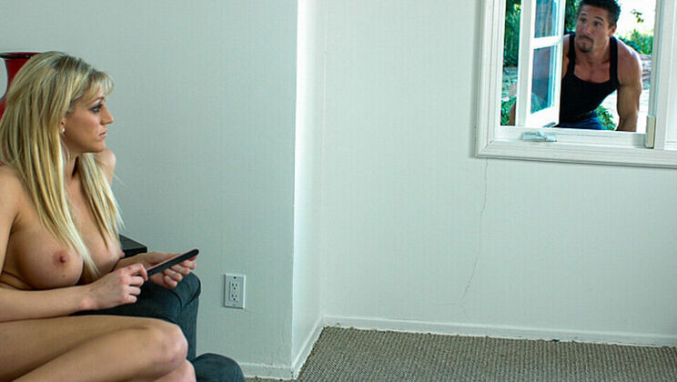 Shaved Eve Laurence Fucks and Gets Cum in Mouth