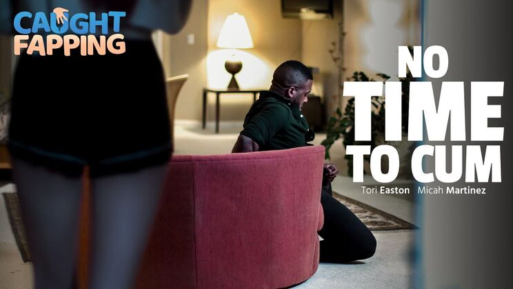 [CaughtFapping] - Foot Fetish, No Delay - Micah Martinez - Tori Easton