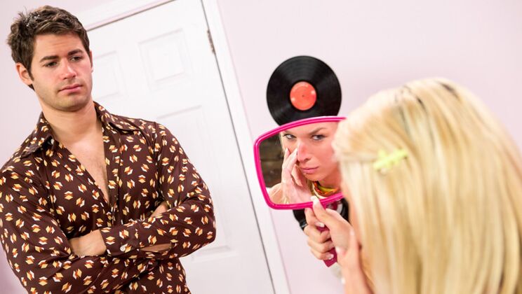 Aubrey Kate's Tattooed Ass Gets Anal Cumshot