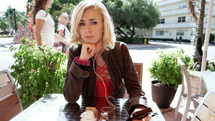 [PublicPickups] - Backyard Erotic Play - Haley Reed - Levi Cash