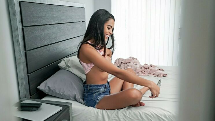 Blonde and Brunette-sharing is Caring