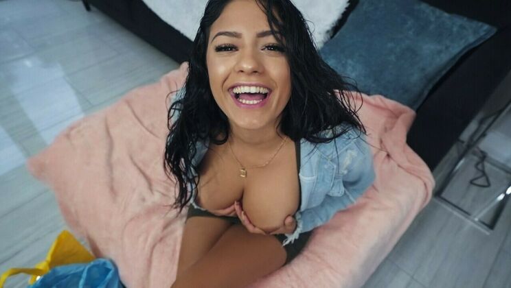 [PublicPickups] - Sugar Babe Outdoor Fun