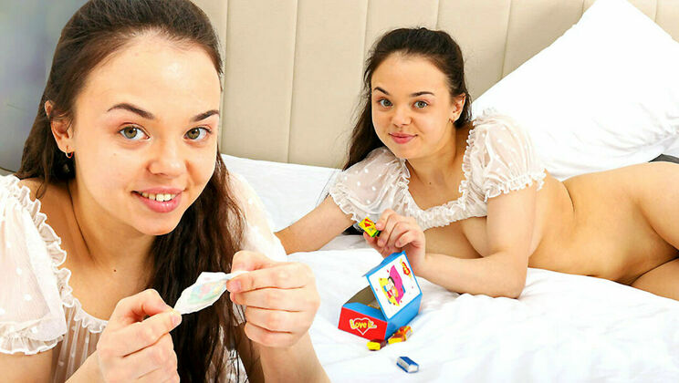 [ClubSweethearts] - Mia Grandy's Solo Masturbation Session