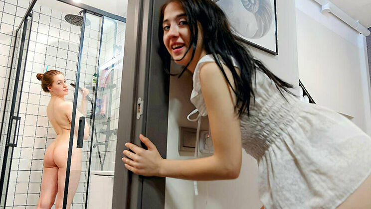 [ClubSweethearts] - Caught Voyeur in the Shower