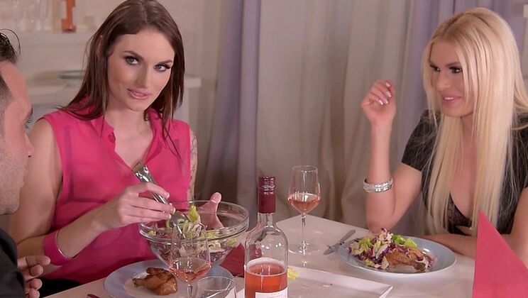 Deepthroat Diva Kitana Lure & Marie Clarence