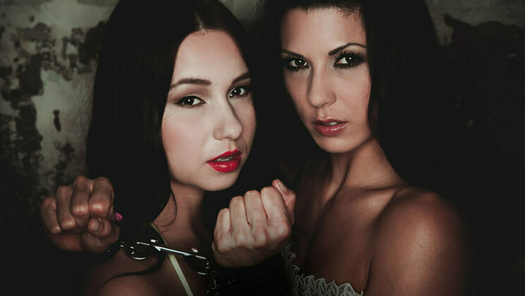 [SexArt] - Fire My Light: Lesbian Action with Taylor - Taylor Sands - Alexa Tomas