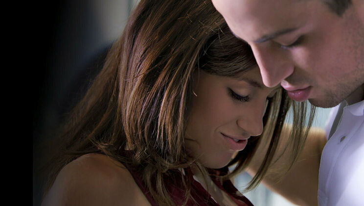 [SexArt] - Blowjob by the Pool with a Brunette Babe - Julia Roca - Joel Tomas