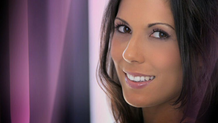 Beautiful Sex: Alexa Tomas Fingering Herself