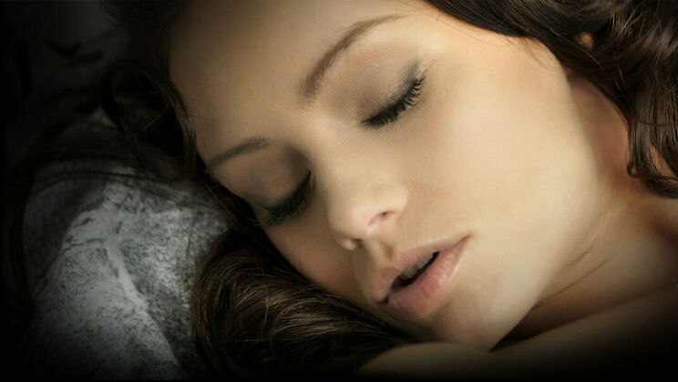 [SexArt] - Sophie Lynx's Hairy Pussy Pleasure - Sophie Lynx