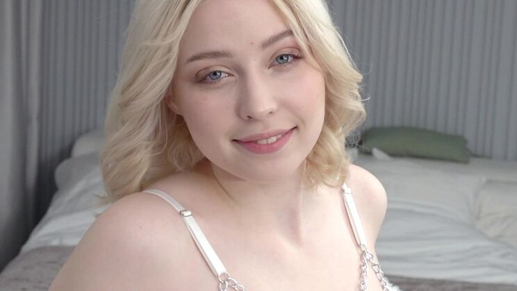 [ErikaKortiStudio] - Kira Viburn's Stockings and High Heels in Sex - Kira Viburn - Romeo Fist