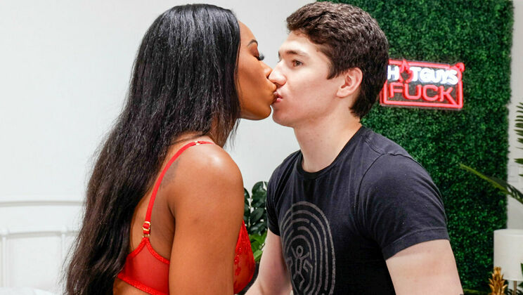 [HotGuysFuck] - Pornstar Nadia Jay Helps Fabio Armani Lose His Virginity - Nadia Jay - Fabio Armani