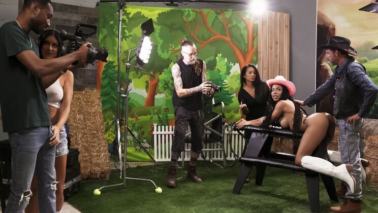 [WorkMeHarder] - Pierced and Tattooed Babes Get Fucked Hard - Kira Noir - Queenie Sateen - Hollywood Cash