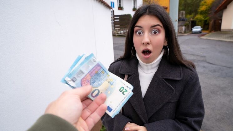 [PublicAgent] - Petite maid Katty West sucks big cock deep - Katty West - Martin Gun