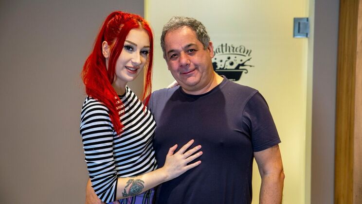 [Oldje] - Gigi Rouge and George's Steamy Shower - Gigi Rouge - George Rex