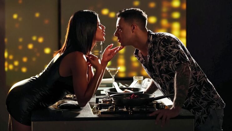 Big Ass Latina Sheila in Doggystyle Fucking