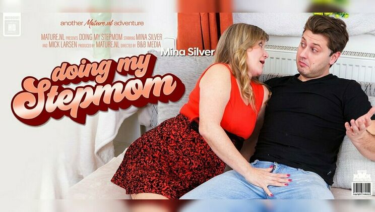 Young guy can't resist his hairy pussy stepmom