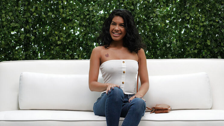 [NetGirl] - Maya's Pussy Licking and Anal Audition - Maya