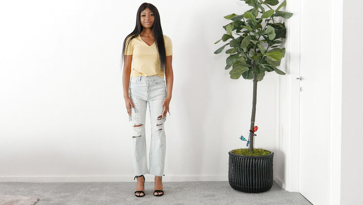 [CastingCouchHD] - Missionary and Cowgirl with Mella - Mella