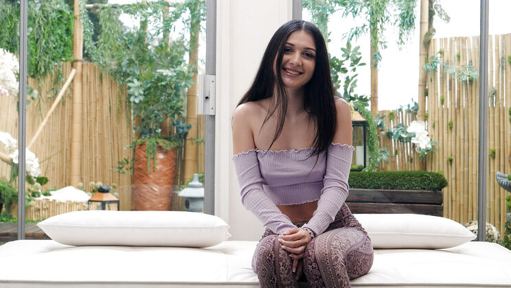 [NetGirl] - Casting April for Anal Play - April