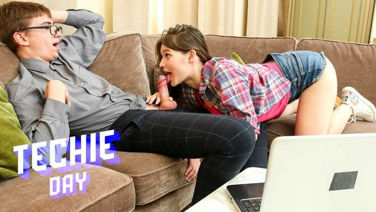 [ClubSweethearts] - Janyk Brones Pumps Teen Fomgosha Haynes - Cumshot Finish - Fomgosha Haynes - Janyk Brones