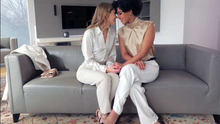 Hairy Babes Go Wild - POV Threesome with Tiffany & Selva