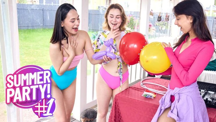 [ClubSweethearts] - Teen 18+ Threesome with Round Butts & Beautiful Asses - Iris Murai - Roxy Muray - Ashly Rabbit