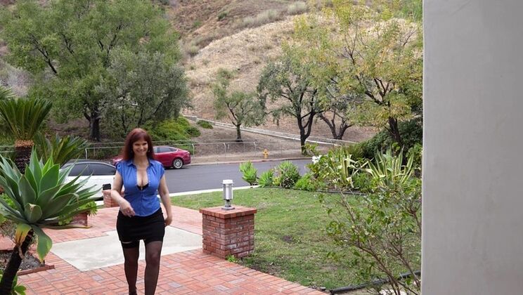 Slutty Wife Syren De Mer Fucked by Two Black Cocks