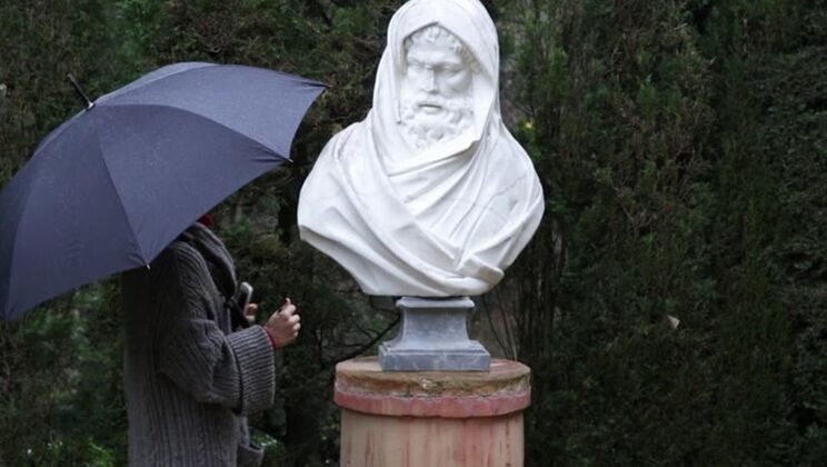 [PornWorld] - Julia Roca Pear Ass Bent Over in Park Fuck - Julia Roca - Miguel Zayas