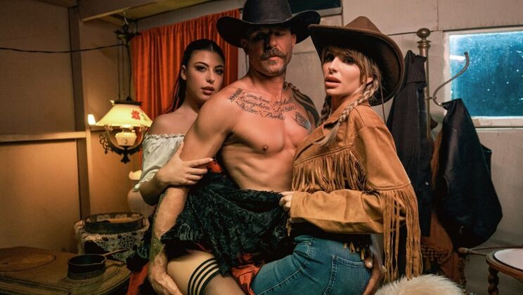 [DigitalPlayground] - British Babe Gal Ritchie and Kimmy in Hardcore Fuck Scene - Kimmy Granger - Scott Nails - Gal Ritchie