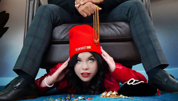 [MyFirst] - Lola's First Time with Monster BBC - Barely Fits - Jaxson Briggs - Lola Valentine