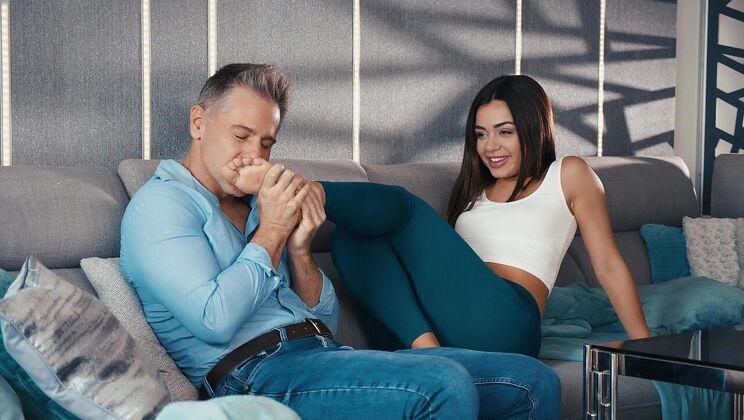 Workplace Sex with Totti