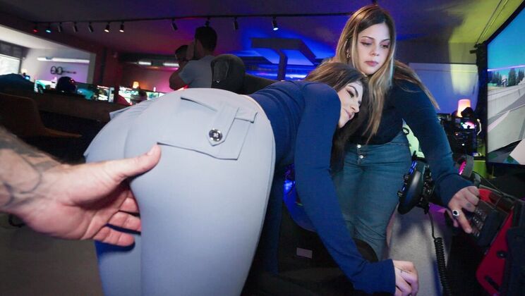 Arcade Sex: Handjob, Blowjob, and Doggystyle
