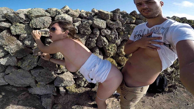 Caught Up In The Moment – Outdoor Public Fuck